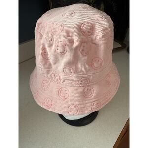 American Eagle Light Pink Smiley Face Corduroy Bucket Hat One Size Fits All